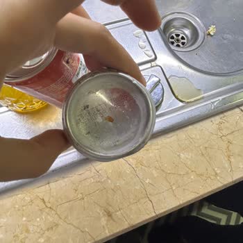 Fanta Kutusundan Çıkan Küf Şoku