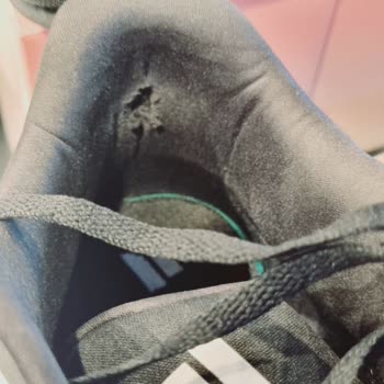 Adidas Ayakkabıda Kalite Sorunu Ve İade Zorluğu