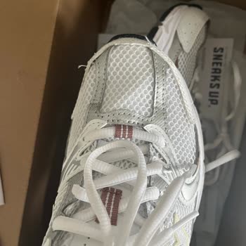 New Balance Ayakkabının Kalitesizliği Ve İlgisiz Müşteri Hizmeti