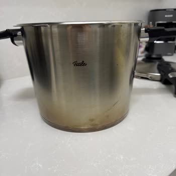 Fissler Düdüklü Tenceremde Beklenmedik Sararma Sorunu