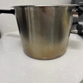 Fissler Düdüklü Tenceremde Beklenmedik Sararma Sorunu