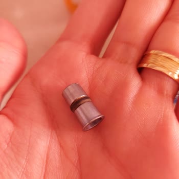 Marketten Alınan Çayda Yabancı Cisim Şaşkınlığı