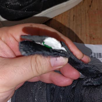 Dayanıklılığı Sınıfta Kalan Çocuk Ayakkabısı