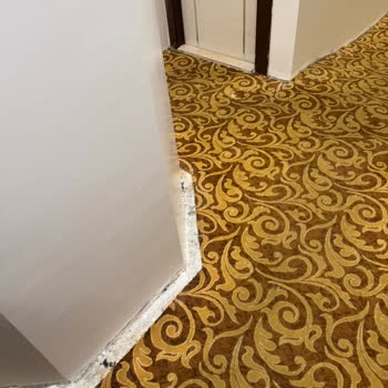 Yoğun Hafta Sonu Kaosu: Hayal Kırıklığı Yaratan Otel Deneyimi