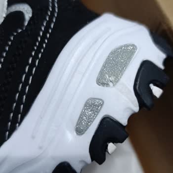 Sahte Ürün Gönderen Firmalar Ve Epttavm'nin Sorumluluğu