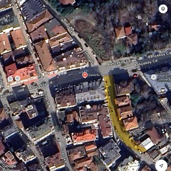 Kemerburgaz'da Köpek Tehdidi: Acil Çözüm Bekleniyor