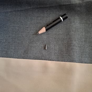 Kalemler Sürekli Kırılıyor: Paramız Boşa Gidiyor