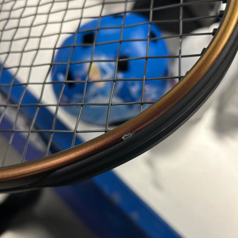 Decathlon'dan Aldığım Tenis Raketindeki Boya Atması Ve İlgisiz Müşteri Hizmeti