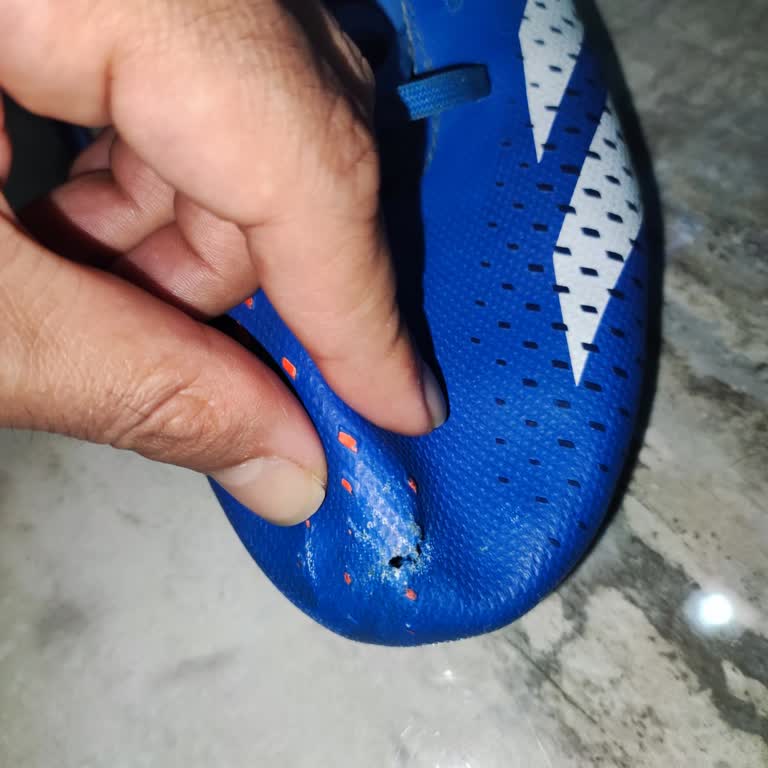 Adidas Ayakkabıda Deformasyon Ve Boyner'in Red Kararı
