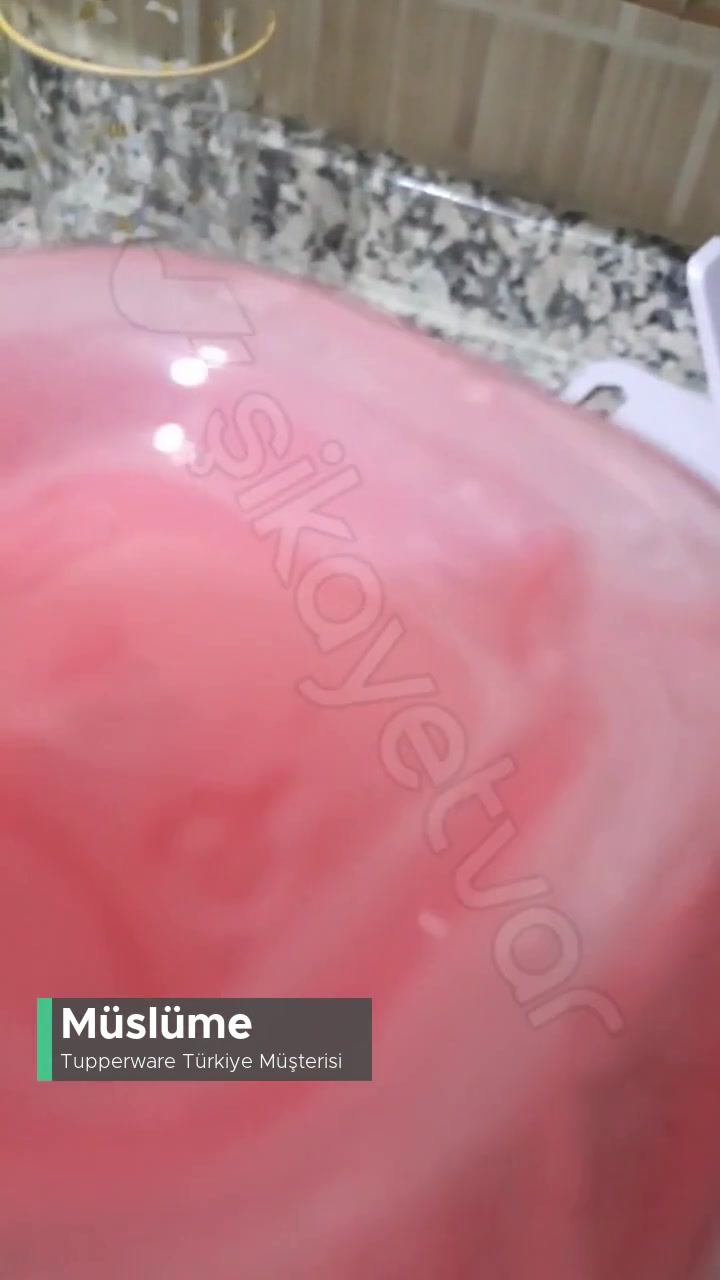 Tupperware Suluk Kırık videonun kapak resmi
