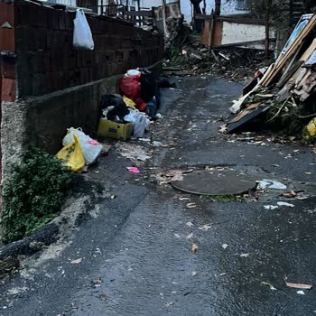 Sarıyer Belediyesi'ne Reşitpaşa Mahallesi'ndeki Temizlik İhmali Tepkisi