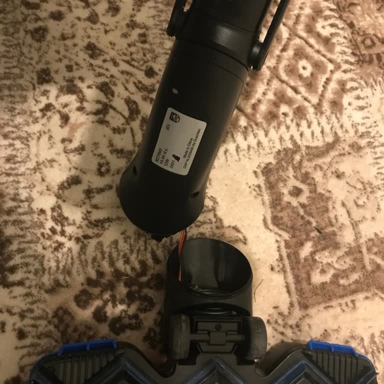 Philips Süpürgede Plastik Aksam Sorunu