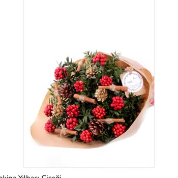 Görselden Farklı Ve Çürük Çiçek Buketi Teslimatı