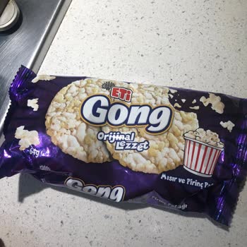 Eti Gong Paketinde Beklenmedik Siyah Maddeler