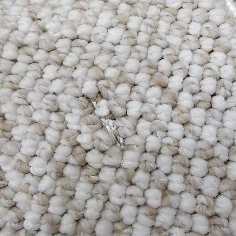 Violet Halı: Kalitesiz Ürün Ve Yetersiz Müşteri Hizmeti