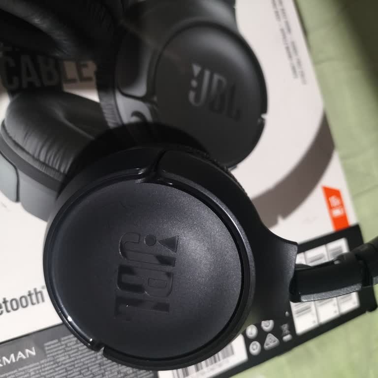 JBL 560 Kulaklık Sol Taraftan Ses Gelmiyor