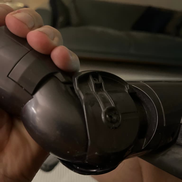 Dyson V15 Süpürge Başlık Sorunu Ve Yetersiz Müşteri Hizmetleri