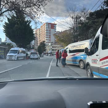 Trabzon'da Belediyelerin İlgisizliği Ve Trafik Tehlikesi