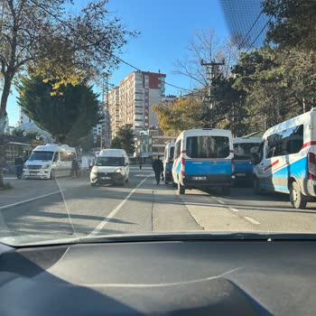 Trabzon'da Belediyelerin İlgisizliği Ve Trafik Tehlikesi
