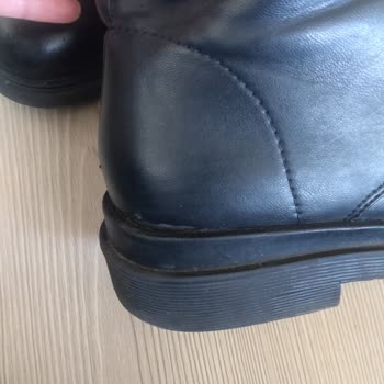 Garantili Botun Kenarları Açıldı, Yardımcı Olunmadı