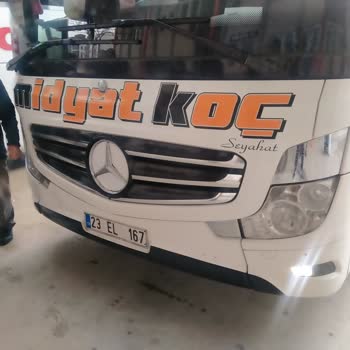 Eski Otobüs Ve Sorumsuz Hizmet