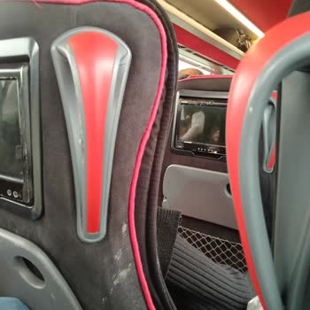 Eski Otobüs Ve Sorumsuz Hizmet