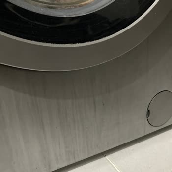 Beko Çamaşır Makinesi Üzerindeki Lekeler Tekrarlıyor