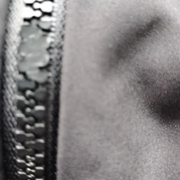 Yanmış Fermuarlı Ürün Ve İletişimsizlik Sorunu