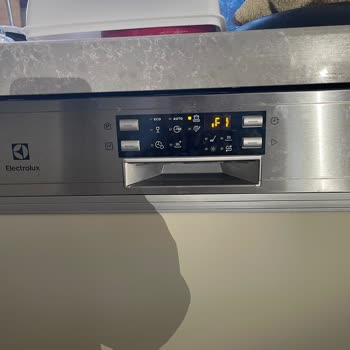 Electrolux Servis Sorunları: Çözüm Üretmeyen Hizmet