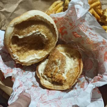 Incomplete and Poor-Quality Order From Popeyes via Getir, Refund Denied