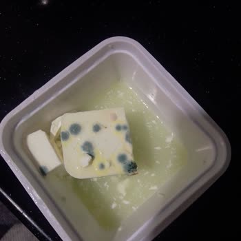 Süzme Peynirde Sağlık Tehlikesi