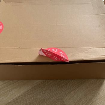 Hepsijet Açılmış Kargo Şoku: Müşteri Güvenliği Tehlikede