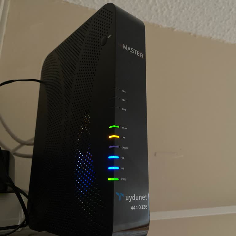 Sürekli İnternet Kesintileri Ve Yetersiz Müşteri Hizmetleri