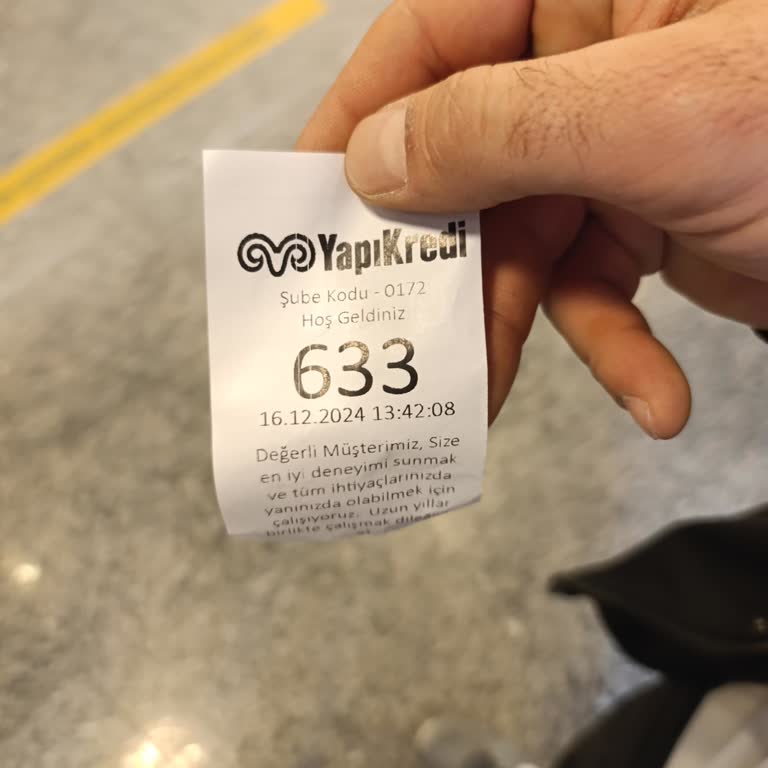 Yapı Kredi Bankası'nda Yavaşlık Ve İlgisizlik Şikayeti