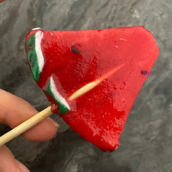 Çocukların Güvenliği Tehlikede: Çitlekçi Şekerlerinde Ambalaj Sorunu