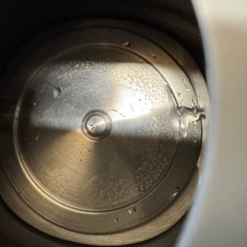 Yeni Alınan Kettle'da Şok Edici Oksitlenme Sorunu