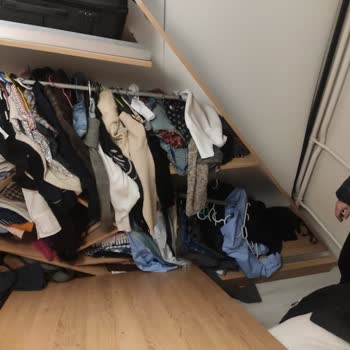 Vivense Gardırop Devrildi Ölümle Sonuçlanabilirdi