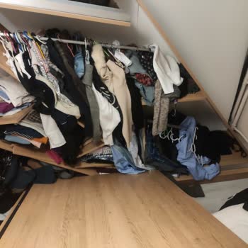 Vivense Gardırop Devrildi Ölümle Sonuçlanabilirdi