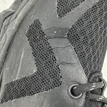 Hummel Ayakkabılarda 3 Ayda Çatlama Sorunu