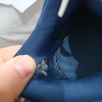 Garanti Sürecinde Hayal Kırıklığı: Nike Ayakkabının İç Kısmı Kırıldı