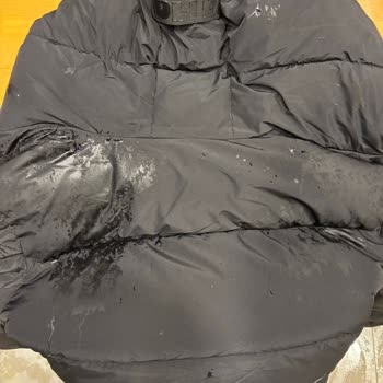 Trendyol'dan Aldığımız Mont Su Geçiriyor