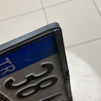 Plaka Altlıkları Uyumsuz, Firma İlgisiz