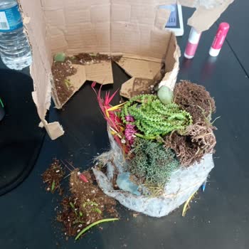 Çiçek Siparişi Hayal Kırıklığı: Kötü Paketleme Ve Dağılan Çiçekler