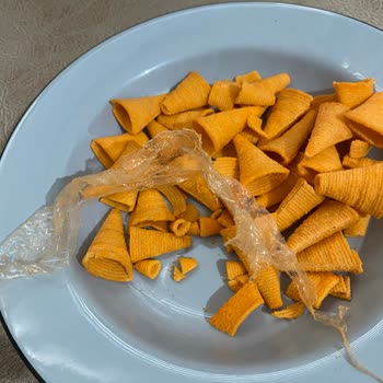 Çerezim Cips Paketinden Plastik Parçası Şoku