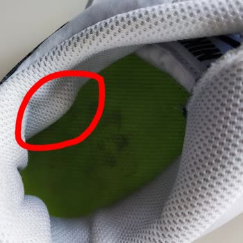 In Street Mağazasında Ayakkabı Sorunu Ve Çözüm Eksikliği