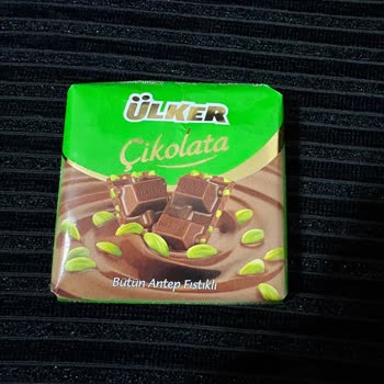 Antep Fıstıklı Çikolata Sorunu: Renk Ve Şekil Bozukluğu
