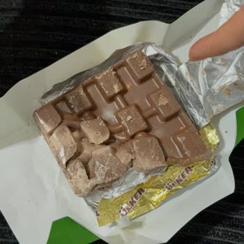 Antep Fıstıklı Çikolata Sorunu: Renk Ve Şekil Bozukluğu