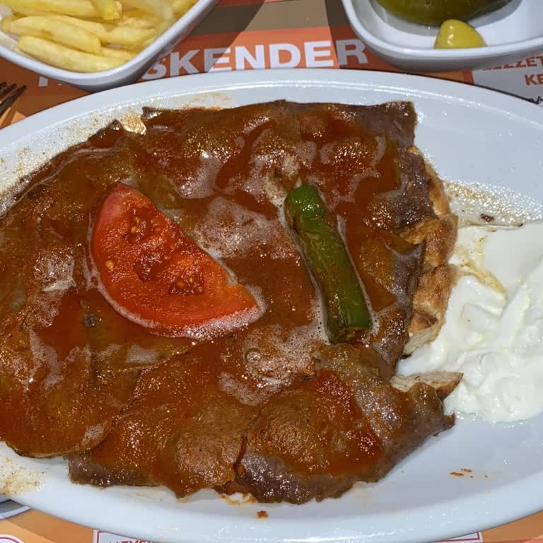 Hayalet Döner Ve İlgisiz Personel