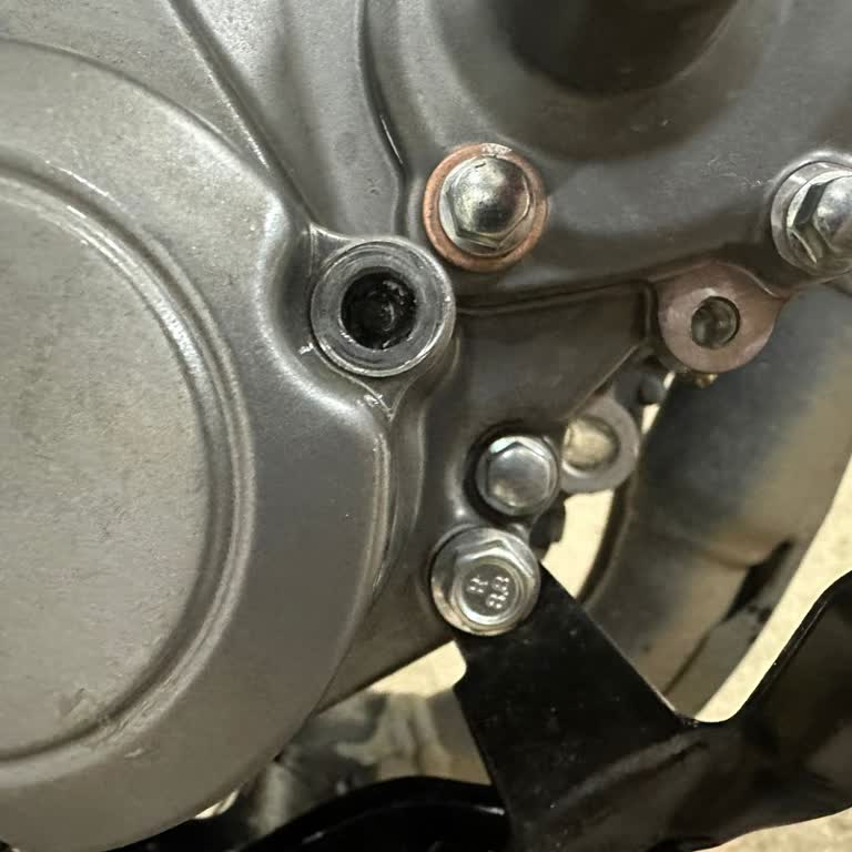 Yağ Filtre Kapağı Vida Sorunu