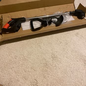 Çim Biçme Makinesi Kabusu: Arızalı Batarya Ve İade Sorunu